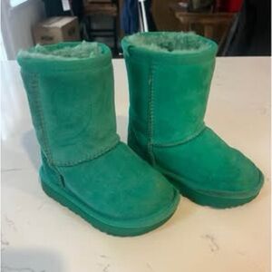 Classic Uggs - Emerald TODDLER 6